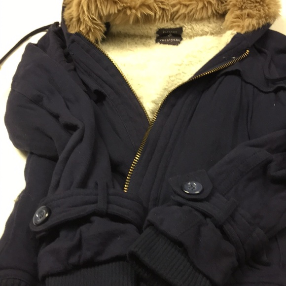 Jacket - Picture 5 of 6